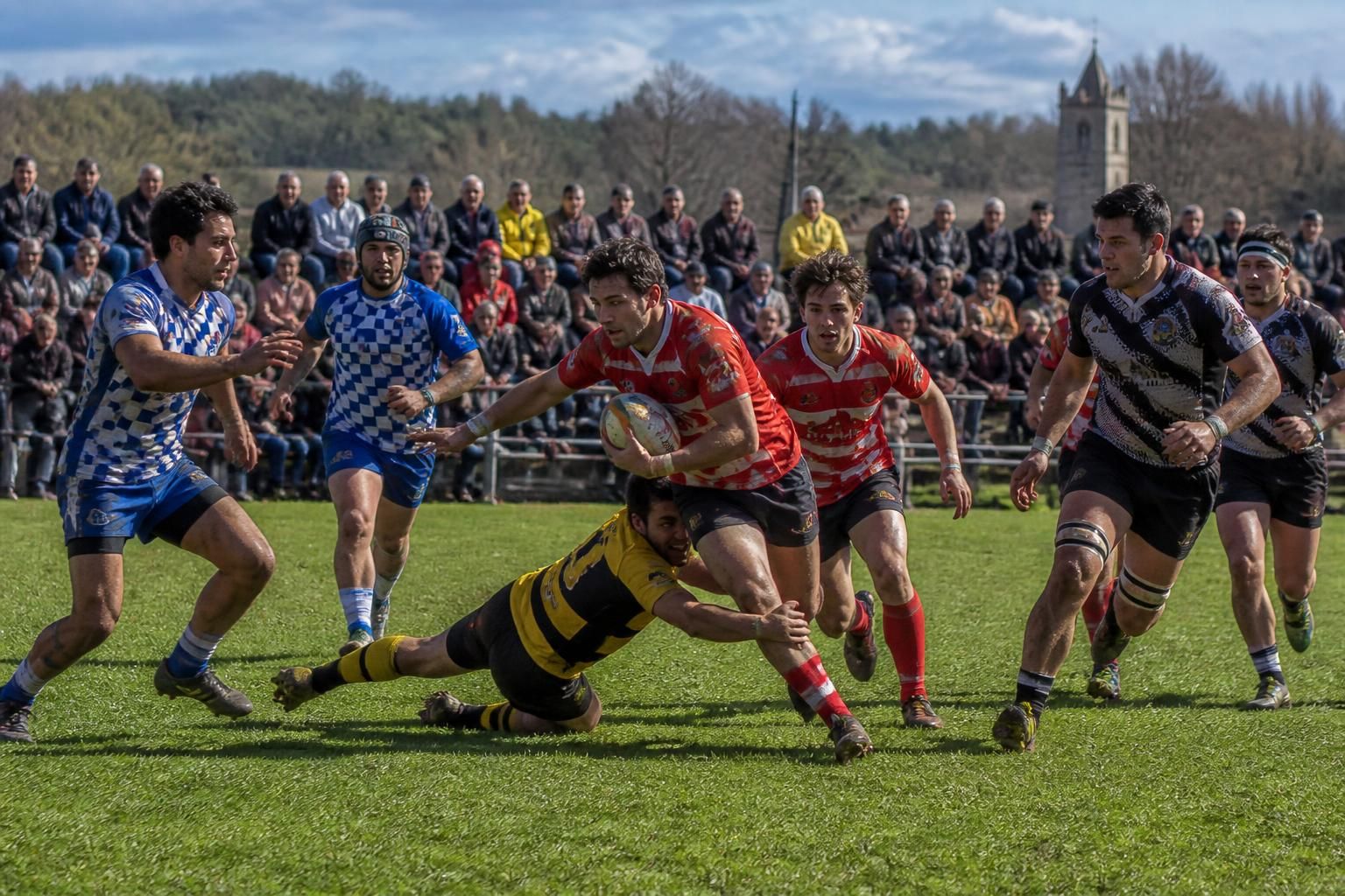 discover the thrilling amateur rugby playoffs in occitanie, where bold moves led vic, bassoues lm, panjas, and vval’xv to victory and unforgettable triumphs.