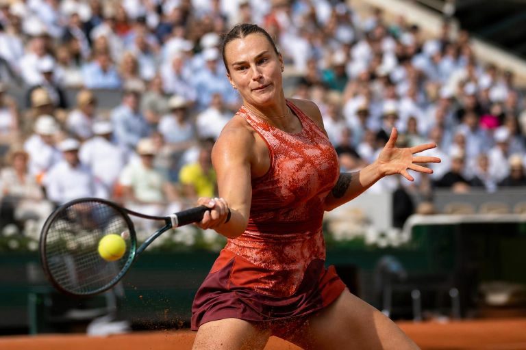 discover how aryna sabalenka captivates fans at roland-garros with her impressive tennis skills and magnetic charisma, making her a true star on the court.
