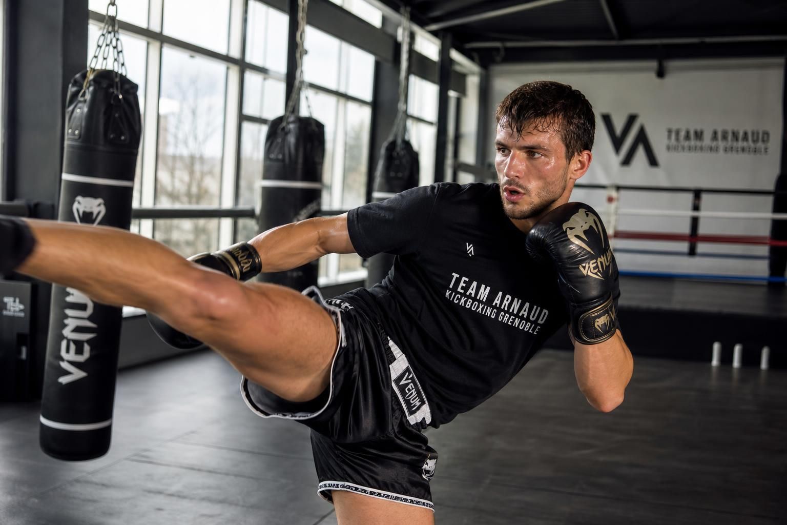 discover the inspiring journey of grenoble’s valentin arnaud, france’s kickboxing champion, showcasing his unwavering determination and relentless pursuit of excellence in the ring.