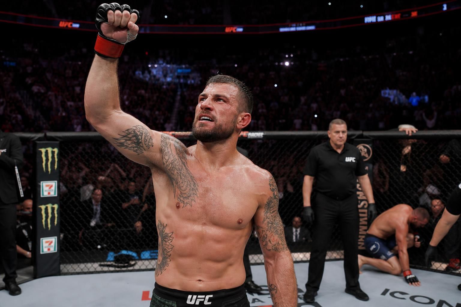 after being declared dead in 2012 following a wrestling match, this mma fighter makes a stunning comeback by securing his first ufc victory.