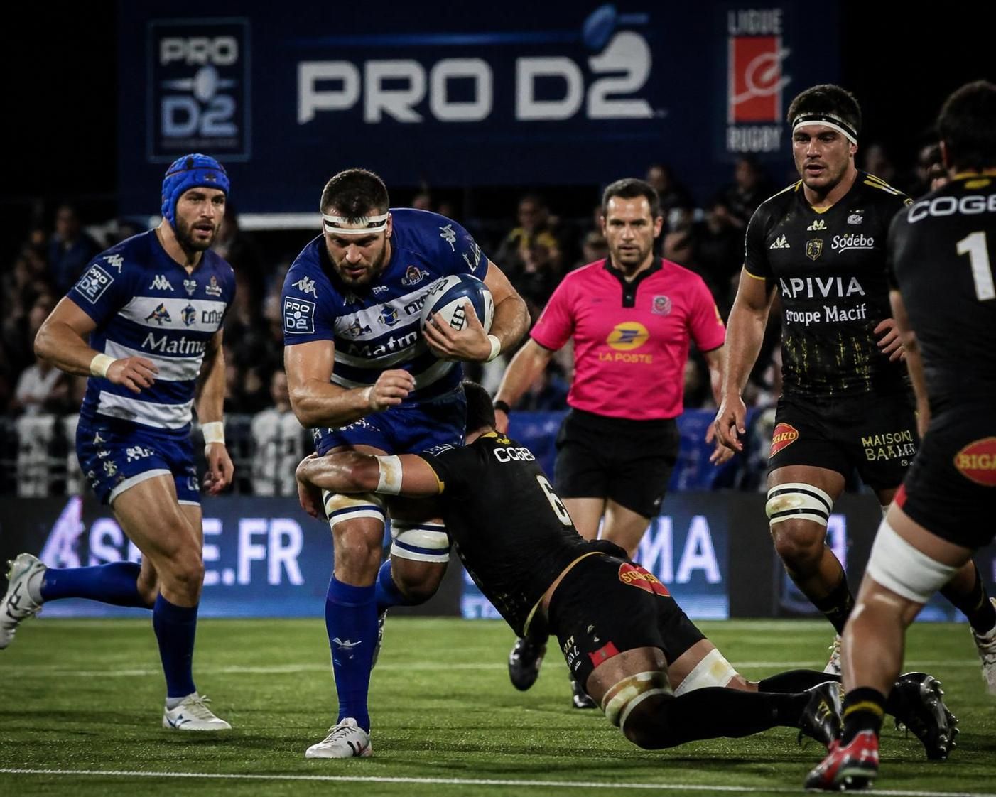 découvrez l'affaire en pro d2 où six joueurs de rugby ont été sanctionnés pour des manquements aux règles liées aux paris sportifs, mettant en lumière les enjeux d'éthique dans le sport.
