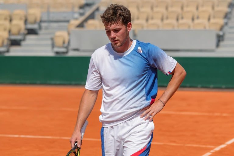 discover why france's rising tennis star arthur fils has withdrawn from roland-garros, impacting this year's tournament lineup.